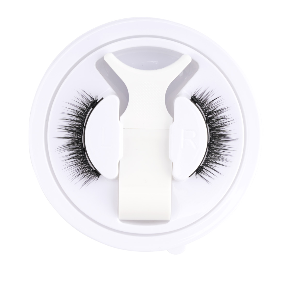 Reusable Magnetic Eyelash &amp; Tweezer Set – No Glue Needed