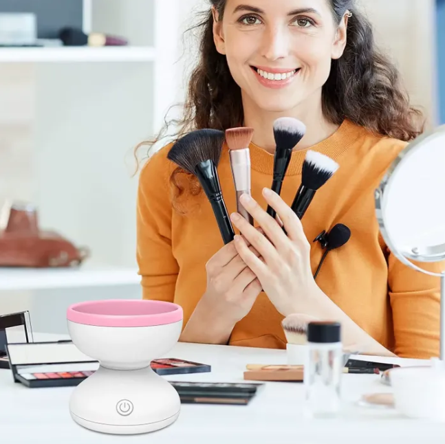 BowLift | BeautyBlitz Washmaster — Gives your brushes radiant freshness and flawless perfection in no time!