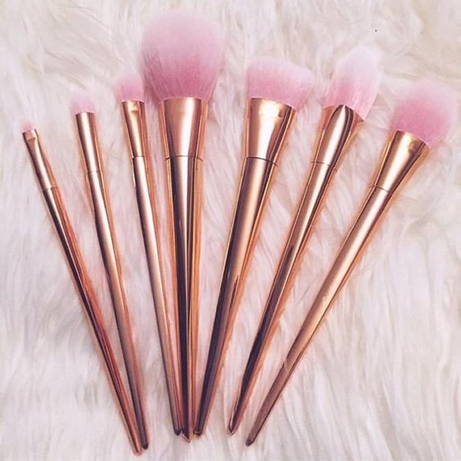 Rose Gold Contour Makeup Brushes - 7 Piece Set | Bowlift
